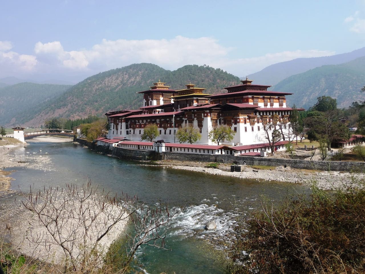 Punakha_Dzong_2-1639049182.jpeg
